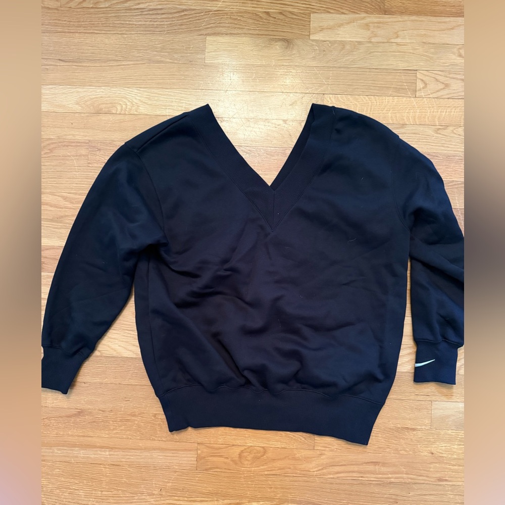 Nike Sportswear Phoenix Fleece Women's Oversized V-Neck Sweatshirt